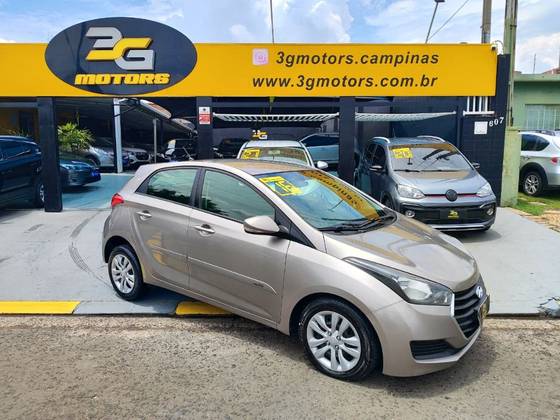 HYUNDAI HB20 1.0 COMFORT PLUS 12V FLEX 4P MANUAL